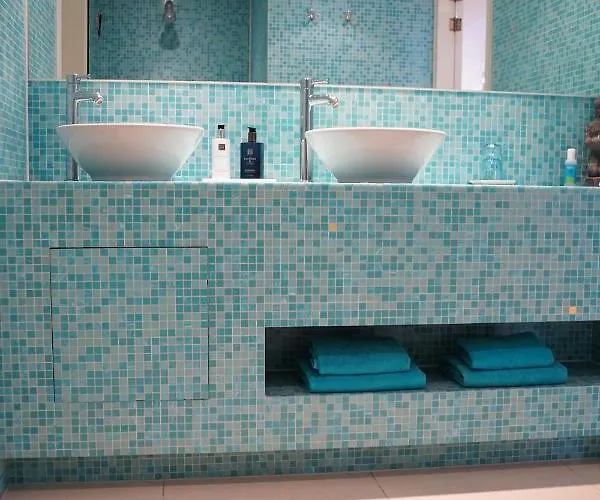 维他命z住宿加早餐旅馆 *